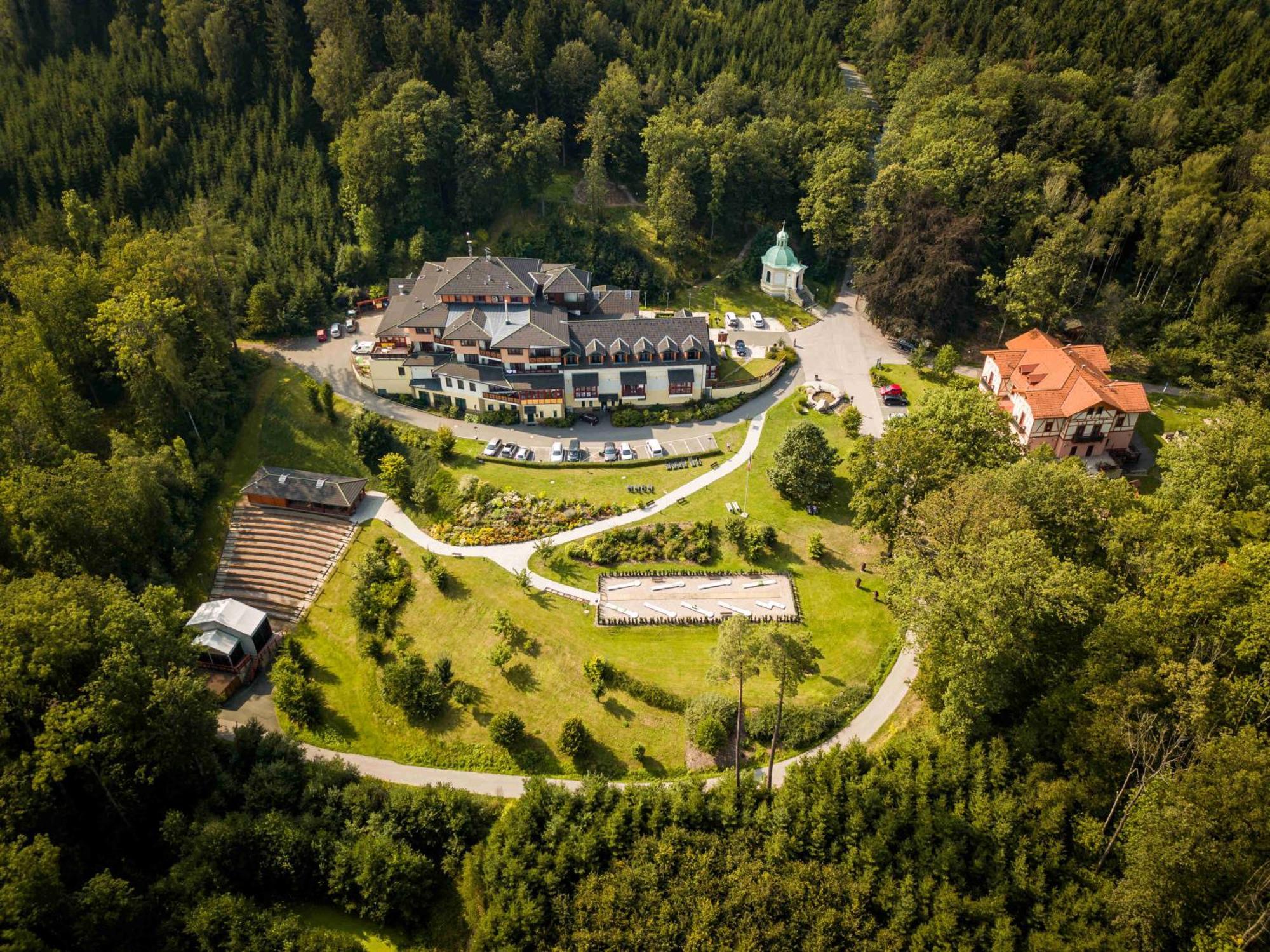 Hotel Studanka Rychnov nad Kneznou Bagian luar foto