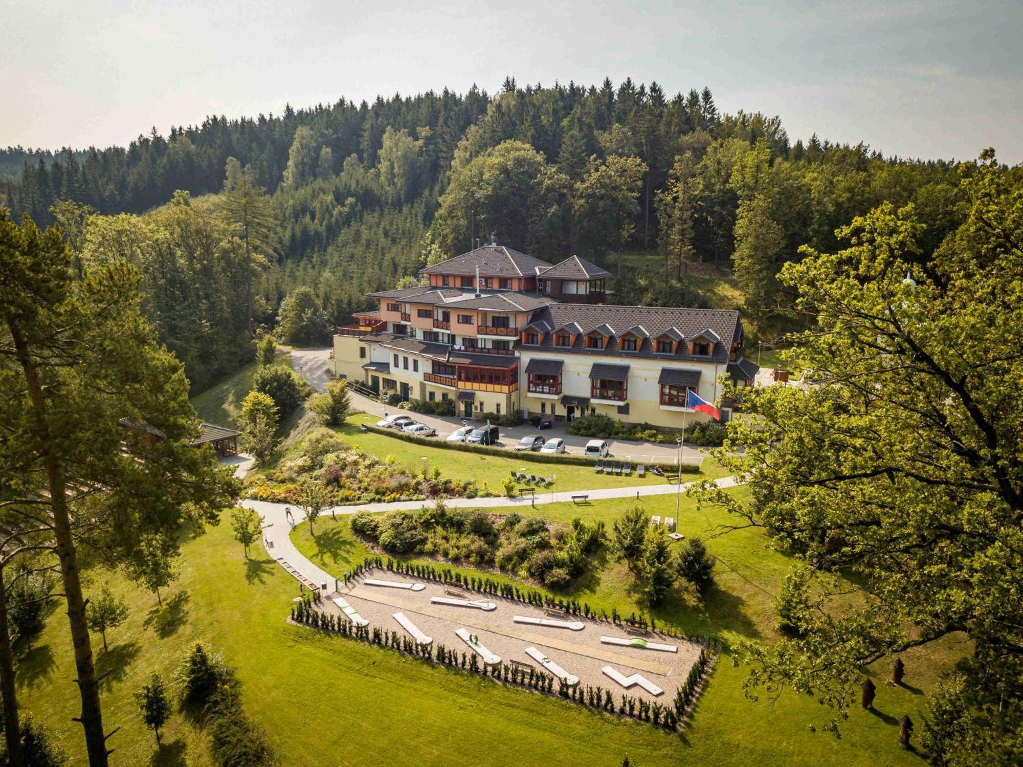 Hotel Studanka Rychnov nad Kneznou Bagian luar foto