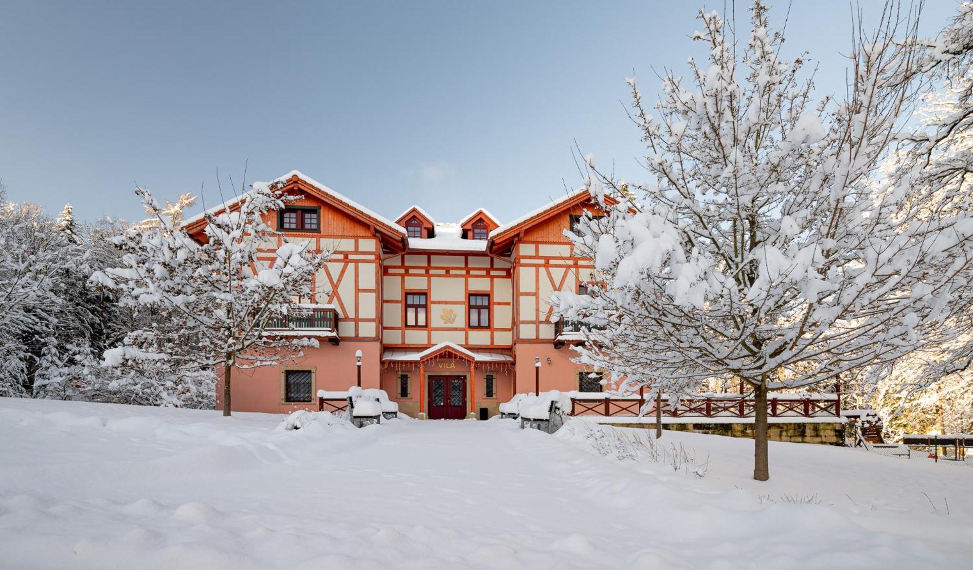 Hotel Studanka Rychnov nad Kneznou Bagian luar foto