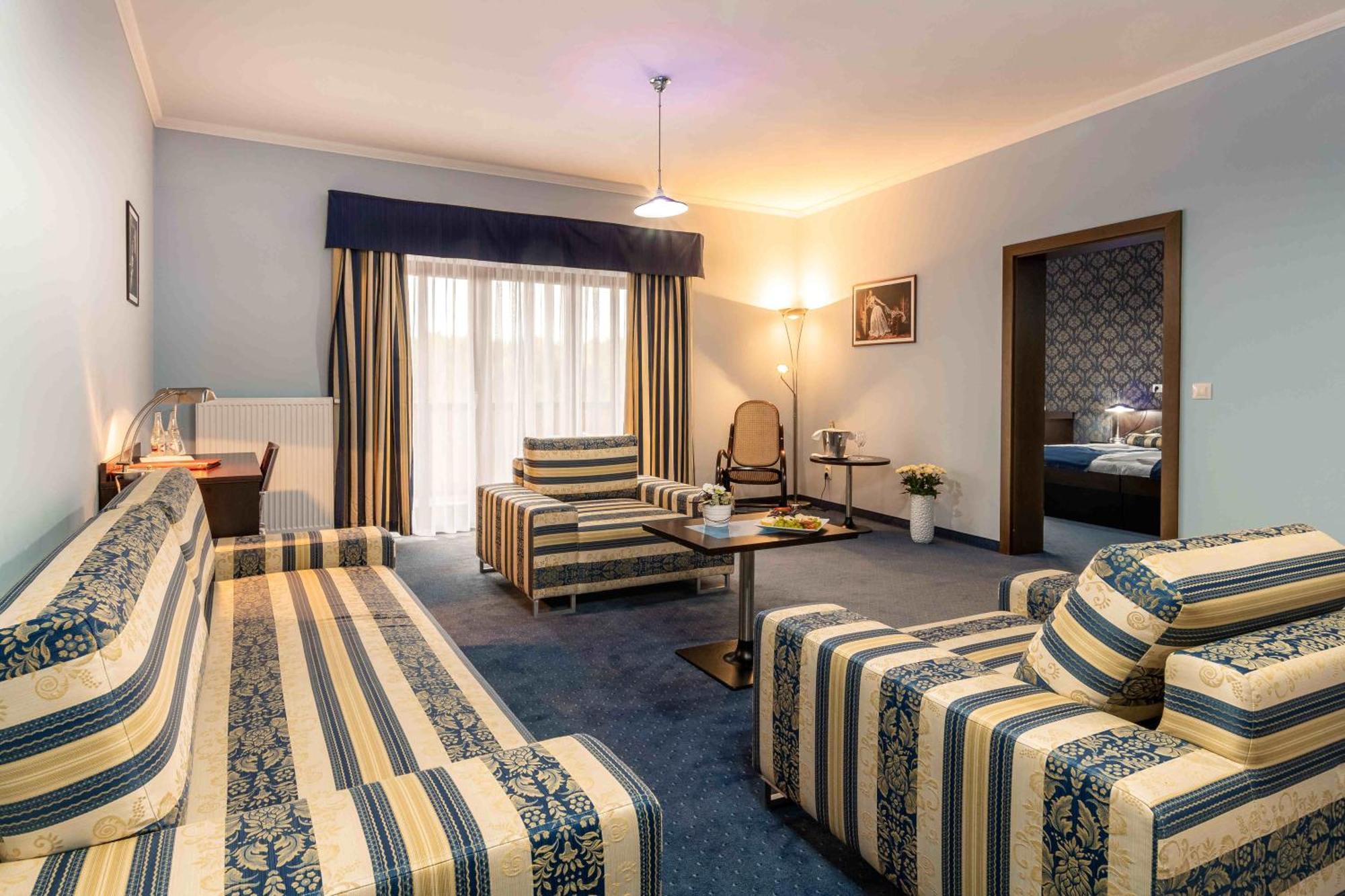 Hotel Studanka Rychnov nad Kneznou Bagian luar foto