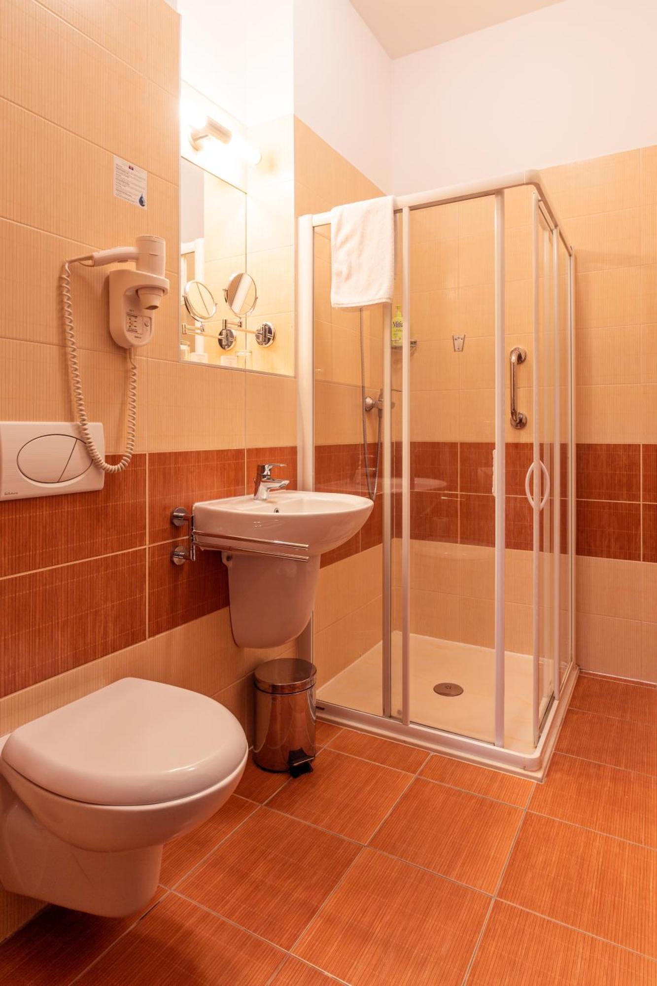 Hotel Studanka Rychnov nad Kneznou Bagian luar foto